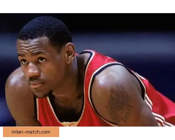 雷霆新秀因睡过头错过球队会议 被队友恶搞塞满泡沫车内